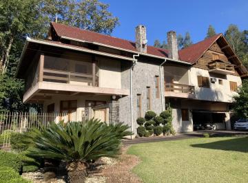Casa · 499m² · 6 Quartos · 2 Vagas · Barbada - Linda Residência na Serra Gaúcha