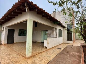 Casa · 148m² · 3 Quartos · 4 Vagas · Casa com grande potencial!