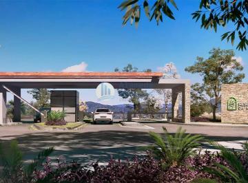 Terreno · 704m² · Lançamento