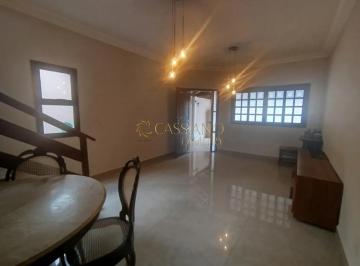 Casa · 137m² · 3 Quartos · 2 Vagas · Sobrado à venda de 170m² | 03 dormitórios, sendo 01 suite e 02 vagas de garagem | Jardim das Indústr