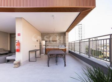 Apartamento · 154m² · 3 Quartos · 2 Vagas · Apartamento á Venda no Campo Belo com 154m², 3 quartos sendo 3 suítes, 2 vagas.