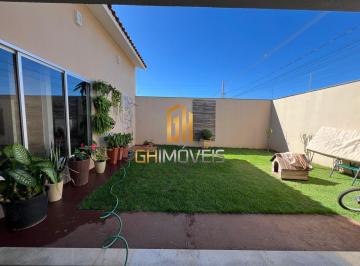 Casa · 237m² · 4 Quartos · 2 Vagas · Belíssima casa com 4 quartos, localizada no Residencial água Santa - Rio Verde - GO, com 417m2 de 