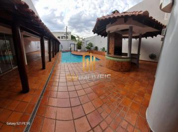 Casa · 370m² · 4 Quartos · 4 Vagas · Casa com 4 quartos em Rio Verde- GO, com 450m2 de área total e 370m2 de área construída,