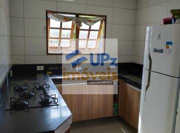 Casa · 200m² · 4 Quartos · 2 Vagas · Casa com 4 dorms, 2 cozinhas, 2 vagas cobertas, lavanderia espaçosa no Parque das Nações em Barueri-