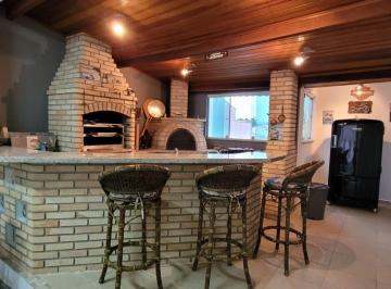 Casa · 208m² · 3 Quartos · 7 Vagas · Sobrado para alugar, 208 m² por R$ 5.500,00/mês - Vila Eldízia - Santo André/SP