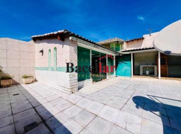 Apartamento · 214m² · 4 Quartos · 1 Vaga · Cobertura : / Residencial / Vila Isabel
