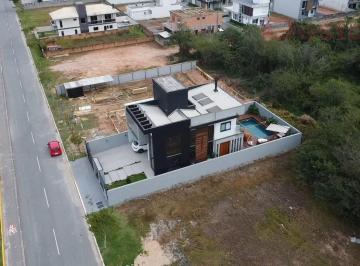 Casa · 265m² · 3 Quartos · 4 Vagas · Casa no bairro Deltaville - Biguaçu