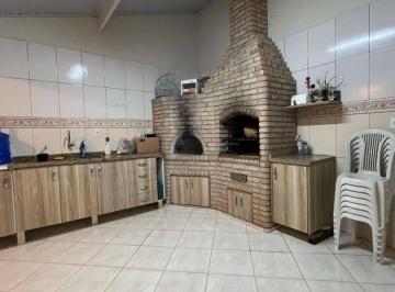 9ed979a7e77e66936337519e35d3c787eb72cd7d · Casa à Venda em Várzea Paulista com Área Gourmet Completa e 3 Dormitórios