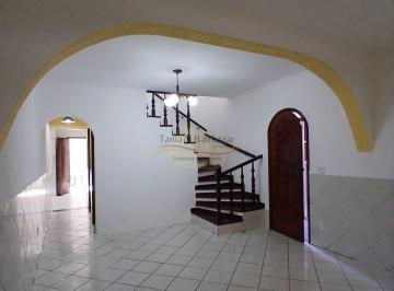 Casa · 160m² · 3 Quartos · 2 Vagas · Sobrado bem conservado. Bairro Catiapoã - São Vicente/SP.