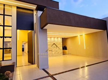 Casa de 3 quartos, Águas Claras · SHA CONJ 06 03 QUARTOS COM SUÍTES. ACEITA PERMUTA - PLANTÃO 98191-4550.