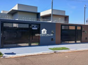 Casa · 88m² · 3 Quartos · 2 Vagas · Próx a Ucdb e av tamandaré quintal grande