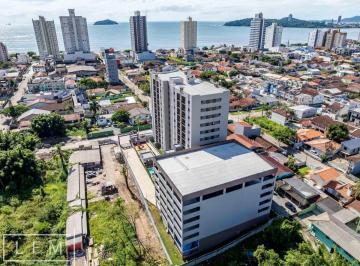 Apartamento · 67m² · 2 Quartos · 1 Vaga · apartamento próximo do mar em Balneário Piçarras Sc