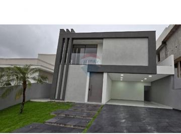 Casa · 299m² · 4 Quartos · 4 Vagas · "Luxo e Conforto: Casa no Real Park Arujá"