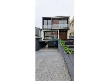 Casa · 374m² · 4 Quartos · 4 Vagas · Luxo e Conforto: Casa em Real Park, Arujá-SP