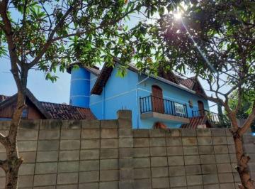 Casa · 237m² · 3 Quartos · 6 Vagas · Lindo Sobrado, com Amplo Terreno, Vila Aurocan, e excelente espaço e área de convivio