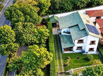 Casa · 350m² · 3 Quartos · 6 Vagas · Alto Padrão no Condomínio Belo Vale – Viva com Conforto e Sofisticação!