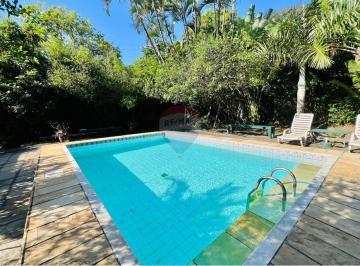 Casa · 300m² · 4 Quartos · 2 Vagas · Casa em Charitas com 374m2, piscina e valor de m2 raramente visto na Região.