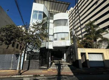 Comercial · 240m² · 7 Vagas · Prédio Comercial para Alugar, 920m² - Santo Antônio, São Caetano do Sul/SP. 