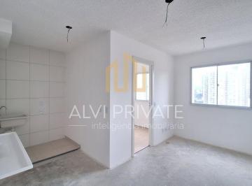 Apartamento · 35m² · 2 Quartos · Apartamento de 35m² com 2 dormitórios, próximo ao metro