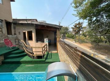 Casa · 150m² · 3 Quartos · 2 Vagas · 2 Sobrados proximo ao metro Jabaquara, edicula nos fundos