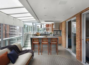 Apartamento · 236m² · 4 Quartos · 4 Vagas · Cobertura em Perdizes de 236m² com 4 dormitórios sendo 3 suítes e 4 vagas à venda