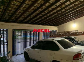 Casa · 194m² · 4 Quartos · 2 Vagas · Recanto Perfeito: Piscina com Cascata, Churrasqueira e Renda Mensal