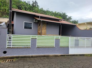 Casa · 200m² · 2 Quartos · 1 Vaga · Casa à venda em Gaspar/SC- Bairro Belchior Central