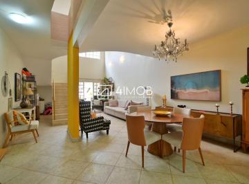 Casa de 5 quartos, Brasília · CASA - ASA SUL - SHIGS 710 - 5 SUÍTES - 2 VAGAS
