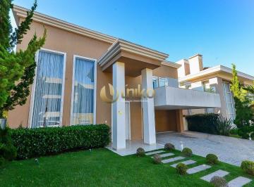 Casa de 3 quartos, Curitiba · Viva o Luxo e o Conforto: Seu Novo Lar!