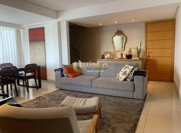 Apartamento · 210m² · 3 Quartos · 4 Vagas · Edifício Residencial Rubens Peres