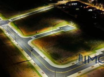 Terreno · 300m² · Terreno em Loteamento