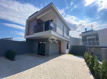 Casa · 82m² · 2 Quartos · 1 Vaga · Casa com 2 Suítes em Garopaba/SC