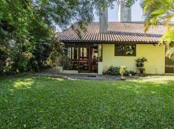 Casa · 380m² · 4 Quartos · 2 Vagas · Casa ampla à venda no Condomínio Jardim do Sol - 4 dormitórios, pátio arborizado e qualidade de vida