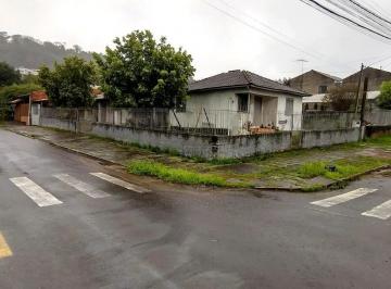 Casa · 80m² · 2 Quartos · 1 Vaga · Terreno de Esquina com 2 casas- B. Floresta- Est. Velha.