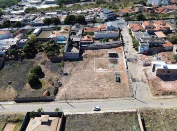Terreno · 334m² · Lote próximo ao Supermercado BH no Residencial Santanense
