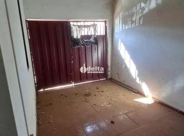 Casa · 200m² · 2 Quartos · 1 Vaga · Casa disponível para venda no bairro Morumbi em Uberlândia-MG