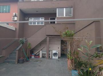 Casa · 273m² · 3 Quartos · 4 Vagas · Sobrado comercial ou residencial com 03 dormitórios à locação, 273m² no Centro - Santo André/SP