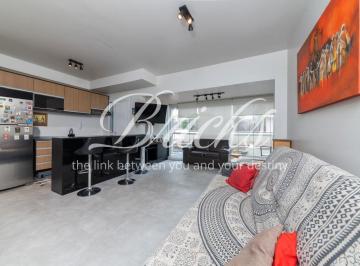 Apartamento · 74m² · 2 Quartos · 1 Vaga · APARTAMENTO A VENDA - CAMPO BELO - REFORMADO