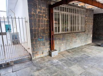 Casa · 141m² · 5 Quartos · 2 Vagas · Casa no Brooklin com 3 quartos, Suíte e Edícula, Frente à Praça Arlindo Rossi
