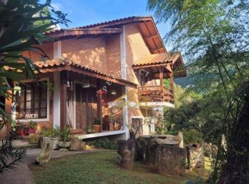 759a0a4bc9268f2c94f4db5175812e3ae000ce17 · Casa com 4 dormitórios à venda, 197 m² - Monte Verde - Camanducaia/MG