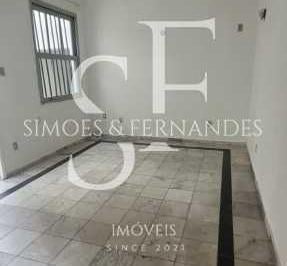 Casa · 236m² · 3 Quartos · 1 Vaga · Grajaú - Rua Botucatu - Casa Duplex varanda, 3 quartos, 1 suíte, vaga.