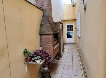 IMG_20260608_105211_000.jpeg · Deslumbrante casa para venda em Vila Arcádia com 3 quartos, 180m² - remaxfront#85XYU