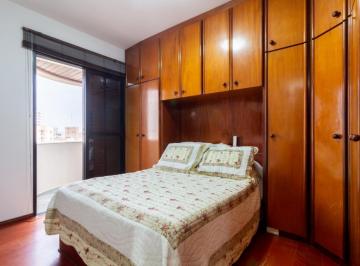 IMG_20260622_091506_000.jpeg · Aconchegante apartamento para venda em Jardim da Glória com 4 quartos, sendo 3 suítes, 135m² - remax