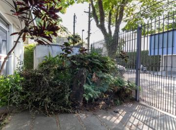 IMG_20260904_000147_000.jpeg · Agradável sobrado para venda em Moema com 5 quartos, sendo 1 suíte, 209m² - tania-guidotti#IKZUA