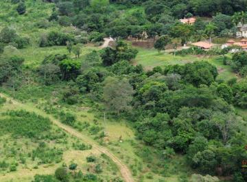 29af34ad7eac81067421bd1157b246ebd4c6dcc4 · Fazenda à venda, 420000 m² por R$ 1.200.000,00 - Centro - Onça de Pitangui/MG