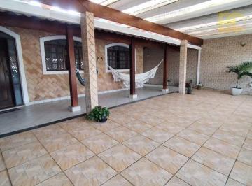 f28cca70805bce0c4a77c1514d800a043cab0840 · Casa térrea á 100m do mar á venda - Oasis - Peruíbe/SP