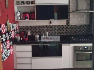 9c34c95bf29e94e9cf236469b356bc10d94b2fb9 · Casa com 3 quartos
