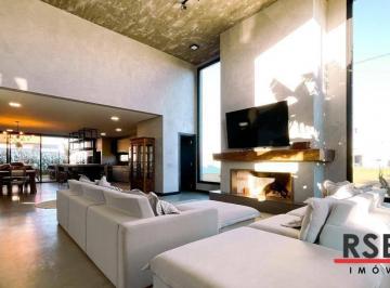 7a1a737d3b732bcec95a38b99669b61b64806107 · Casa com 4 dormitórios à venda, 221 m² por R$ 2.300.000,00 - Vilas do Mar - Passo de Torres/SC