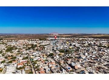 Terreno · 167m² · 1 Quarto · Terreno comercial em Condomínio em Arniqueiras