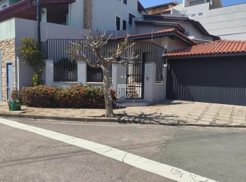 Casa · 260m² · 3 Quartos · 2 Vagas · CASA SOBRADO À VENDA COM 03 QUARTOS NO BAIRRO JARDIM PAULISTA I - JUNDIAI /SP